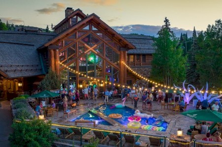 Save 15-20% This Summer at the Mountain Lodge
